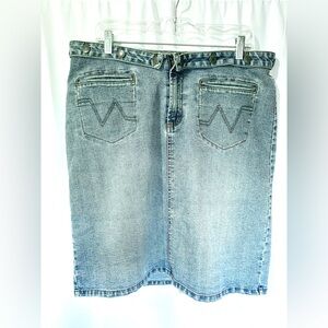 Women’s 15 16 Denim Midi Skirt Knee Length Western 90’s Equestrian Farmhouse Y2K